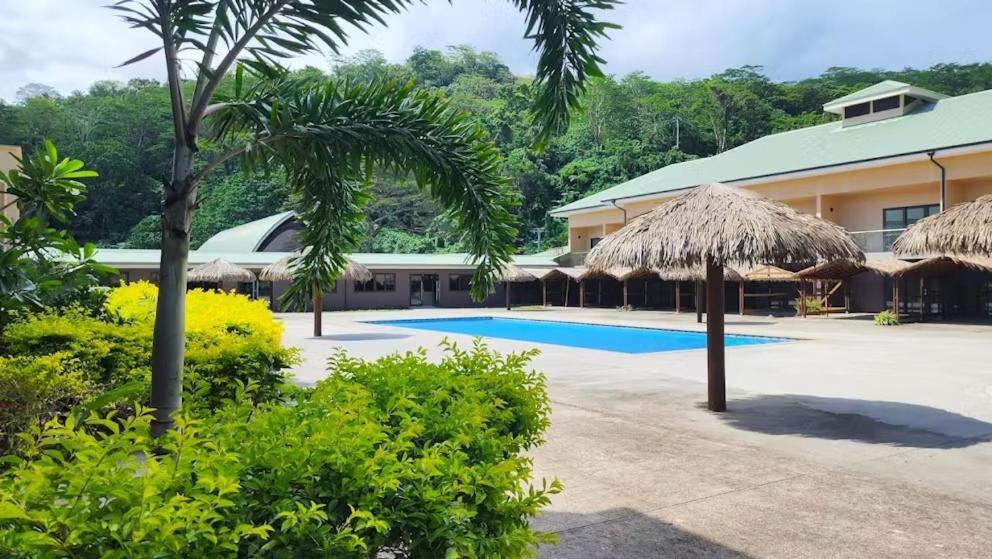 Survivor Samoa Beach Resort Falelatai Exterior foto